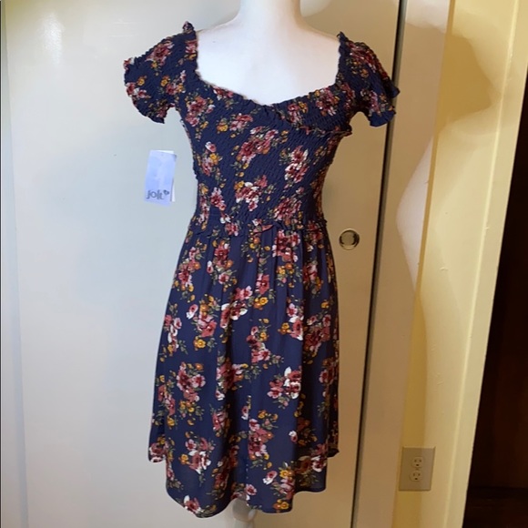 NWT. JOLT 100% Rayon Casual Dress - Picture 3 of 8